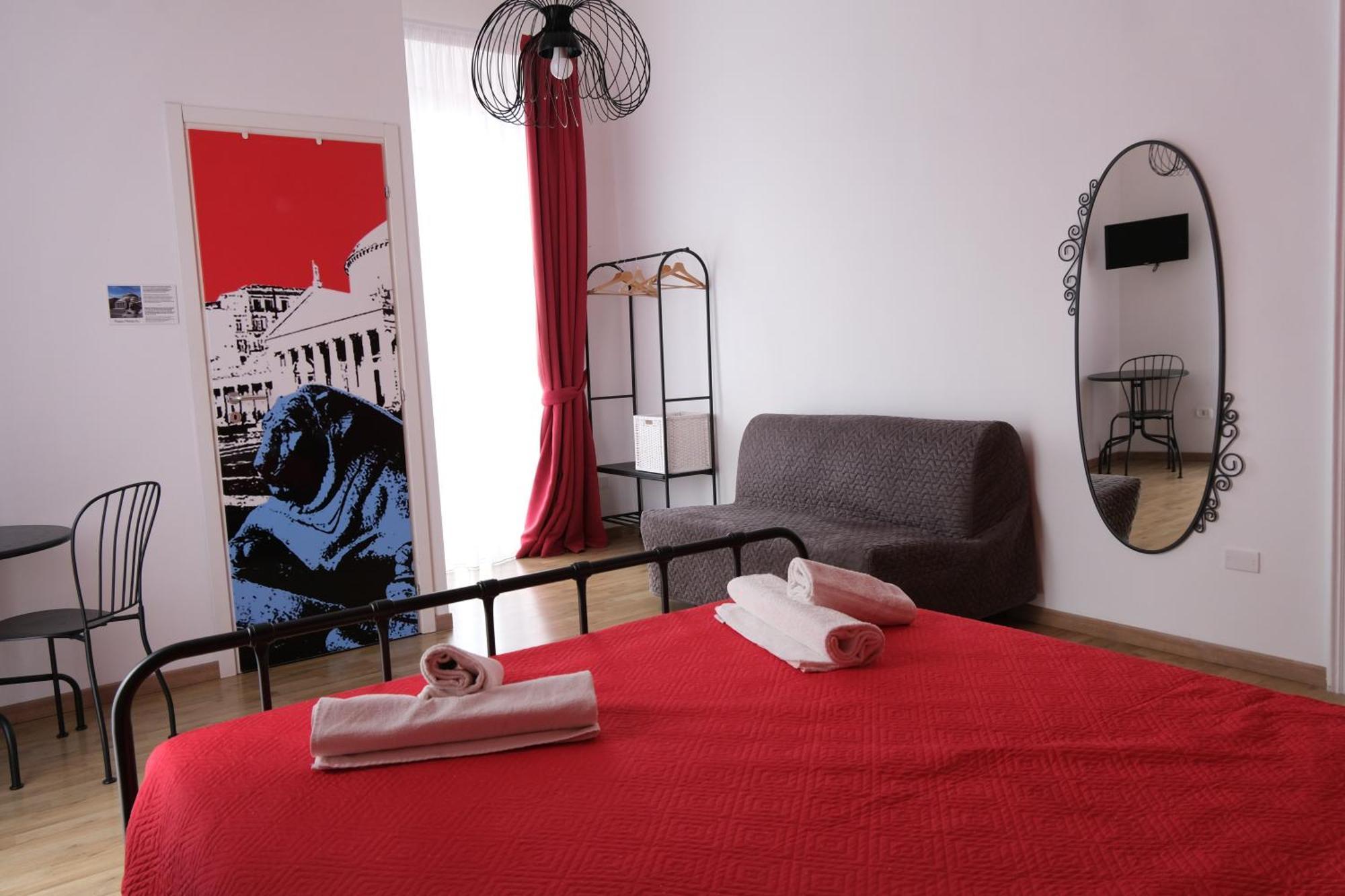 Tarumbo Couette-café Naples